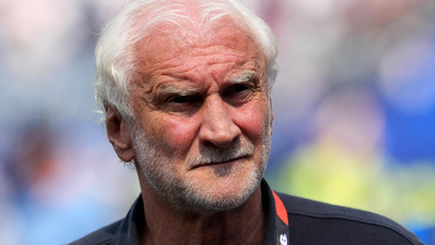 Rudi Völler bleibt Sportdirektor beim DFB