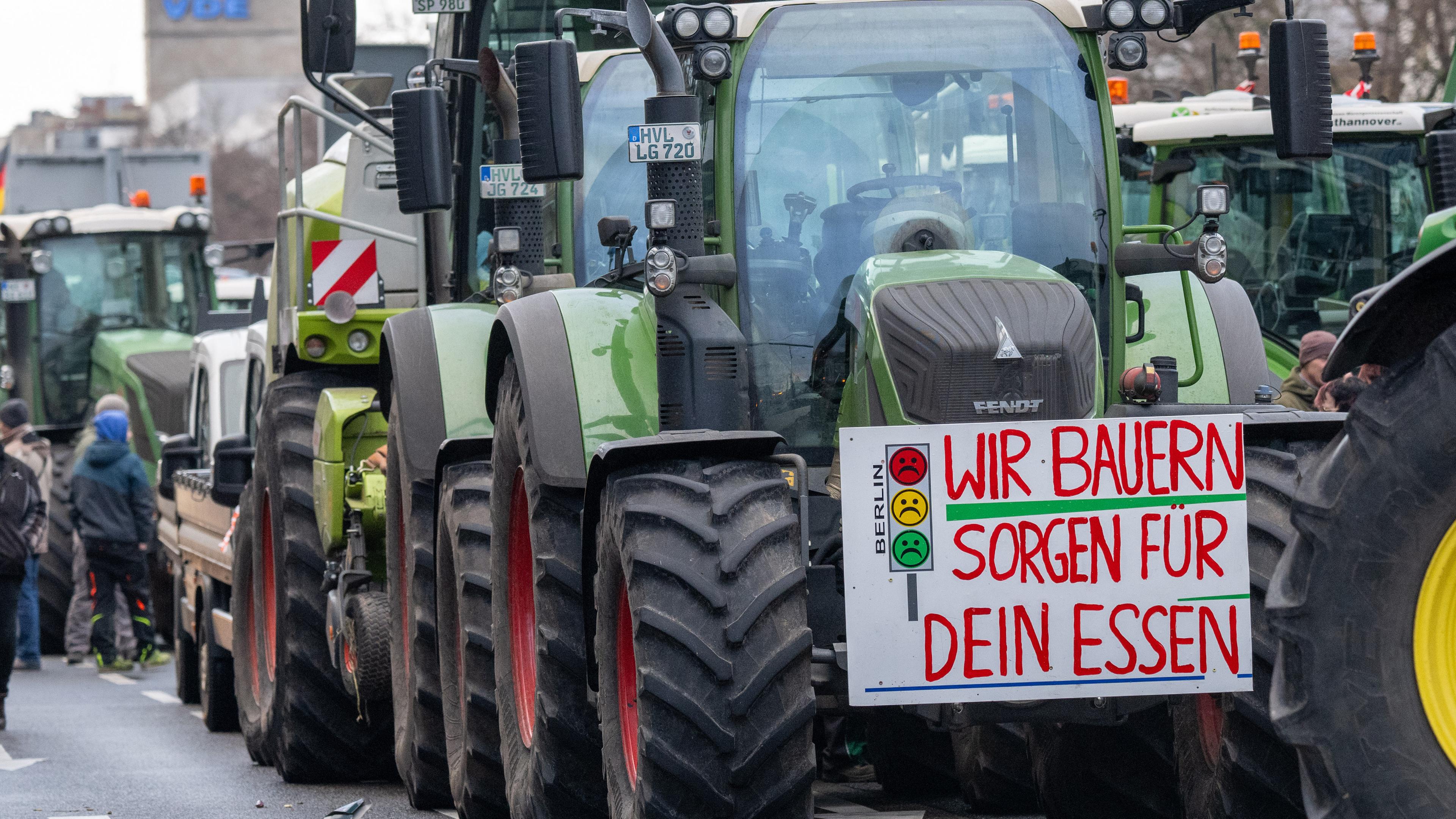 Bauern Proteste: Ampel will Bauern entlasten