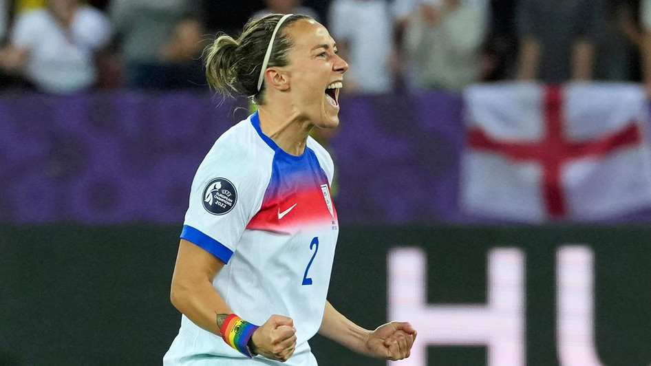 Lucy Bronze: Kämpferin mit Köpfchen