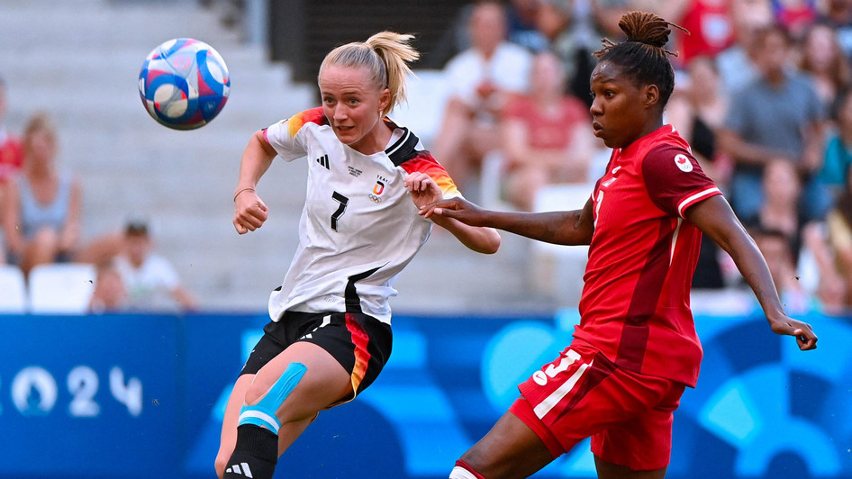 DFB-Frauen nach Elfmeter-Krimi im Halbfinale