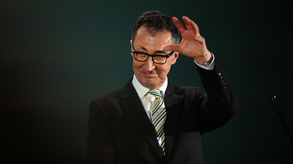 Wie Özdemirs Erfolg die Grünen verändert