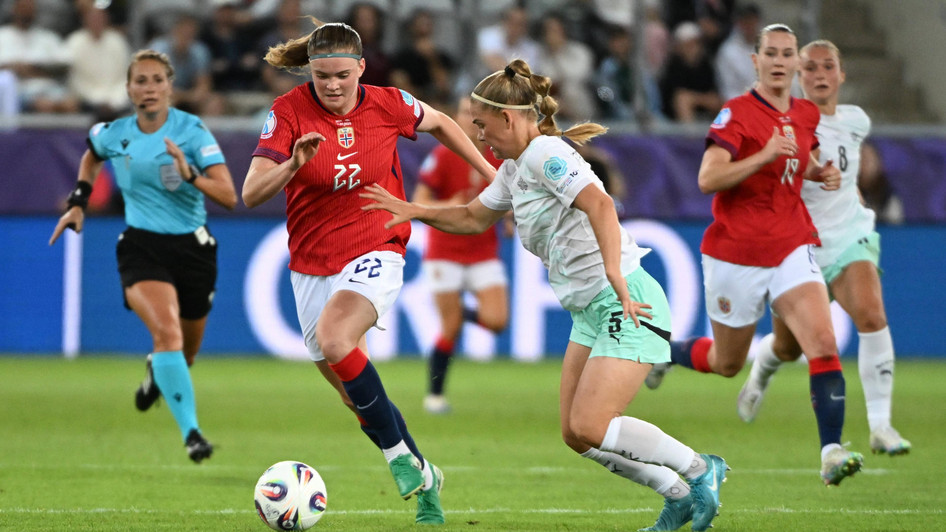 Norwegen als Gruppensieger weiter