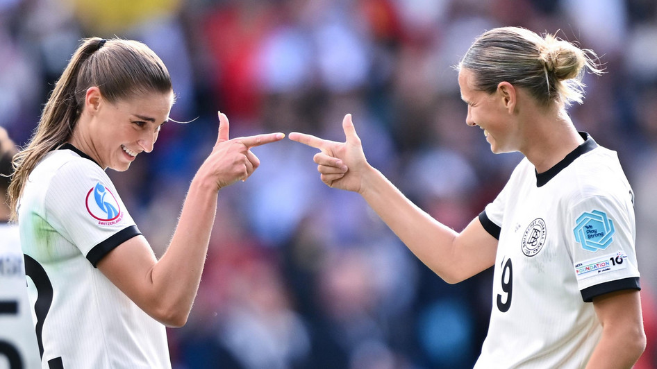 DFB-Team gut gelaunt vor dem Klassiker