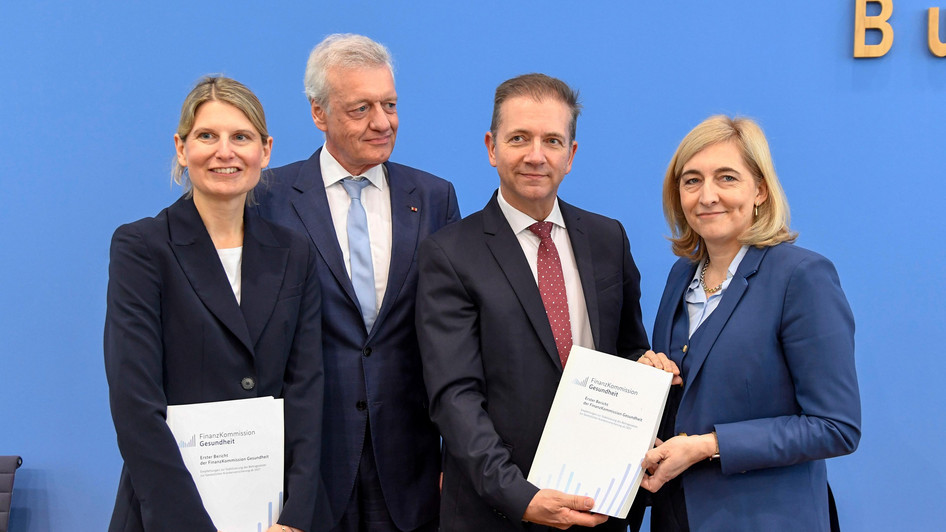 Kommission: Milliarden-Sparpotenzial für Krankenkassen